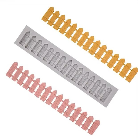 Picket Fence Mould