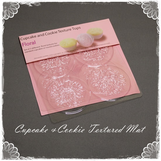 Cupcake & Cookie Textured Mat – Floral