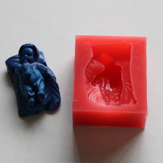Baby on a Blanket Mould