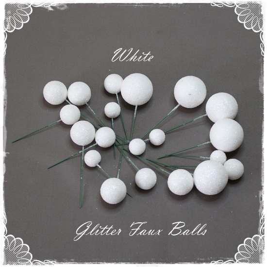Faux Glitter Balls – White