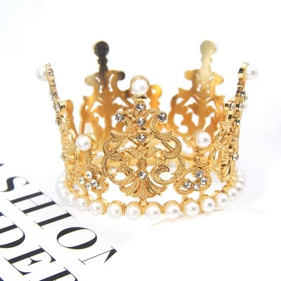 Baroque Small Gold Crown