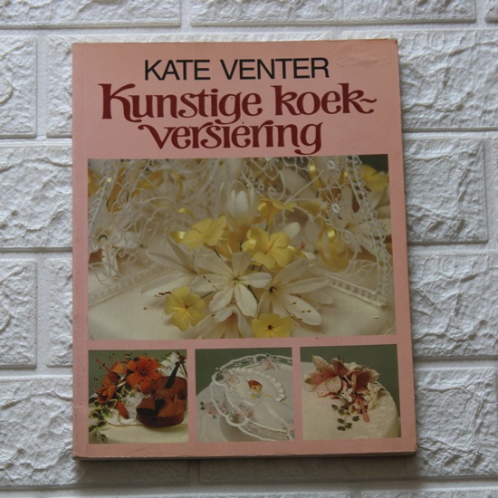 Kunstige Koek-Versiering – Kate Venter