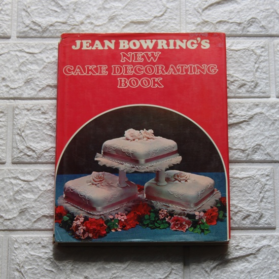 New Cake Decorating Book
